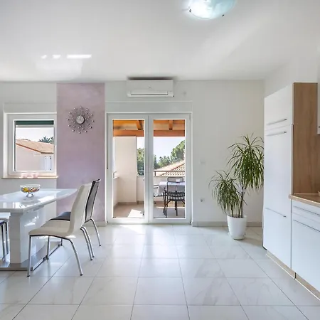 Apartamento In Und Nah Am Pula