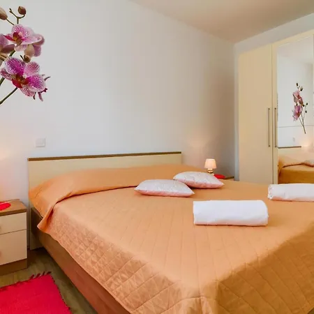 Apartment In Und Nah Am *